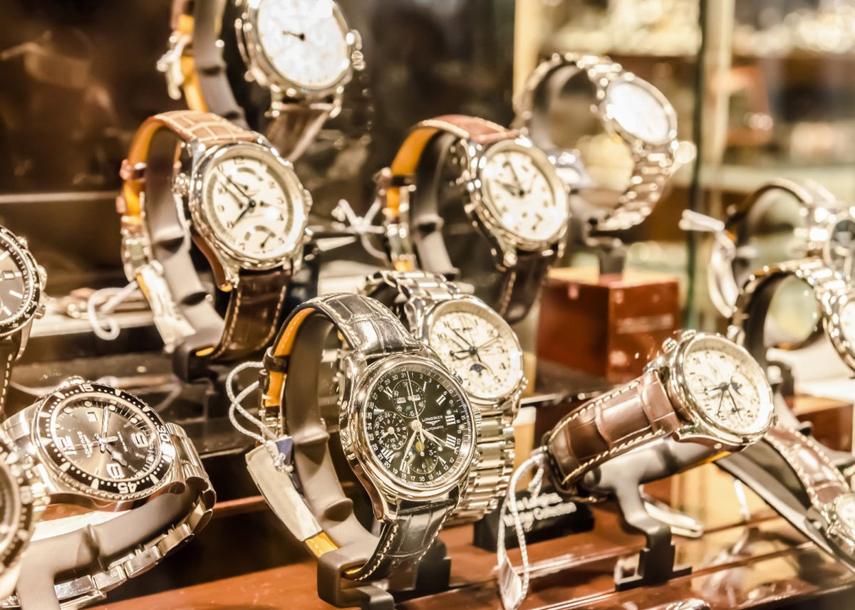 GUIDE TO BUYING YOUR FIRST DESIGNER WATCH