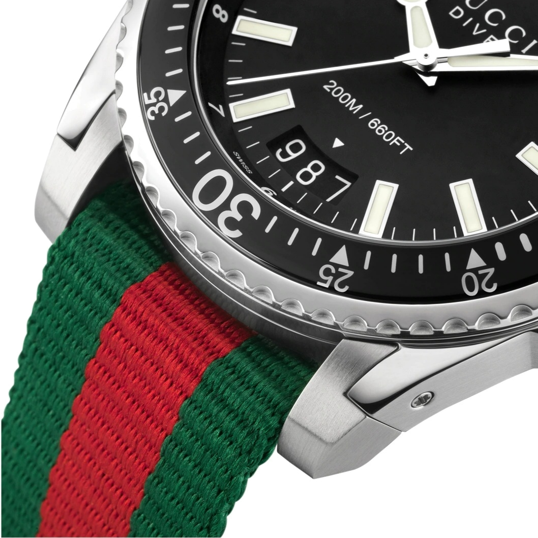 Gucci Dive Men's Black Watch YA136206