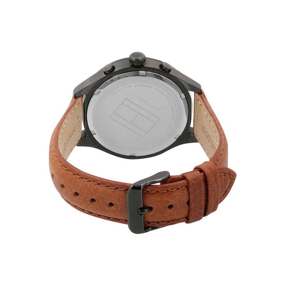 Mens / Gents Gavin Brown Leather Chronograph Tommy Hilfiger Designer Watch 1791470